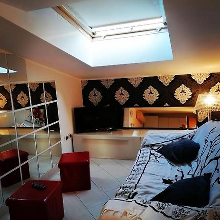 شقة Romantica Mansardina In Centro Citta بيسكارا المظهر الخارجي الصورة