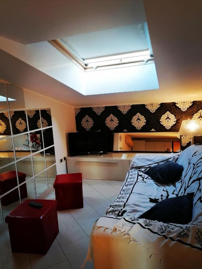 شقة Romantica Mansardina In Centro Citta بيسكارا المظهر الخارجي الصورة