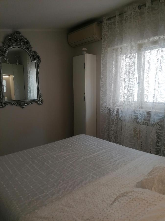 شقة Romantica Mansardina In Centro Citta بيسكارا المظهر الخارجي الصورة