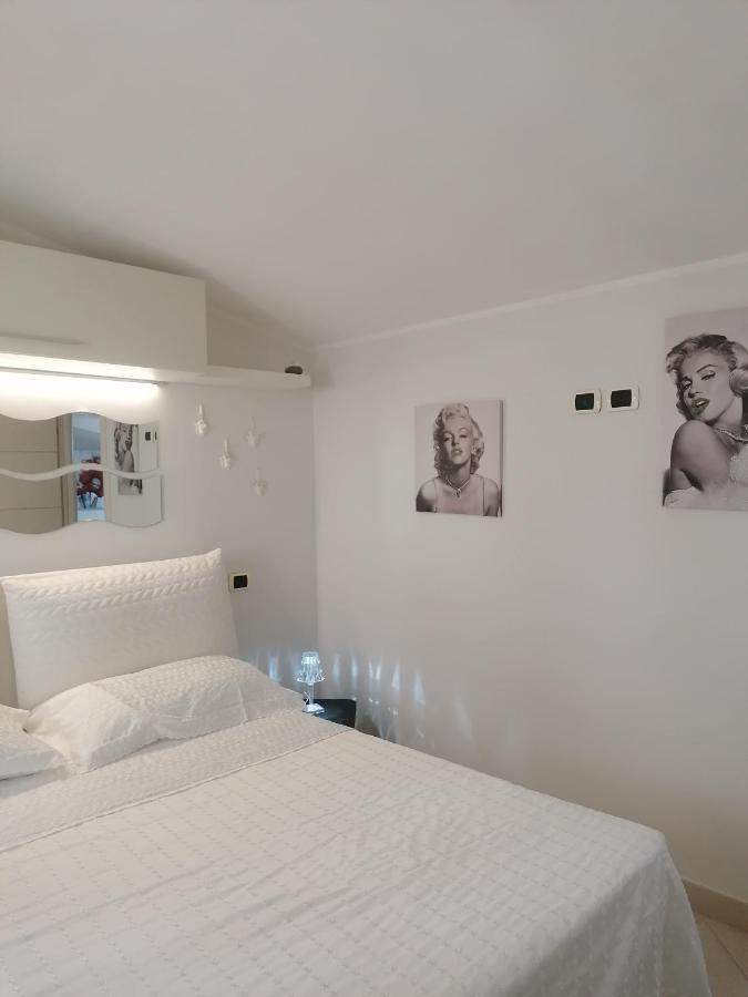 شقة Romantica Mansardina In Centro Citta بيسكارا المظهر الخارجي الصورة