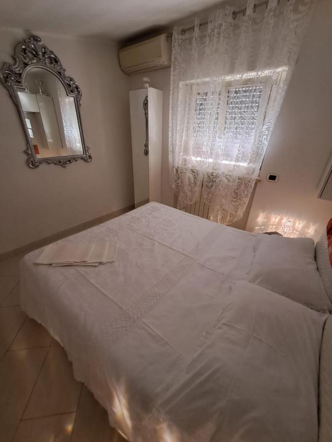 شقة Romantica Mansardina In Centro Citta بيسكارا المظهر الخارجي الصورة